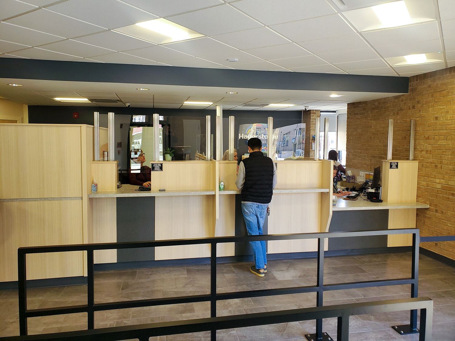 Customer Service Front Lobby